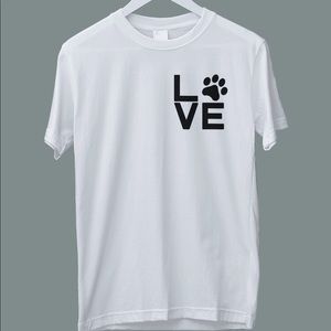 Love paw print tee